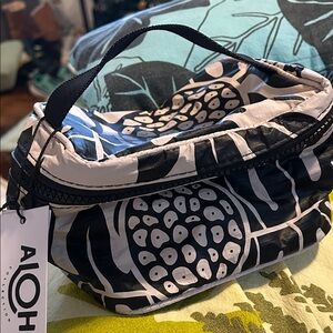 ALOHA collection Ulu Cabin crew Floral Bag